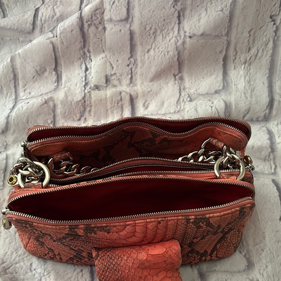 🔵LIKE NEW Henri Bendel Coral Snake Bag - Picture 12 of 13